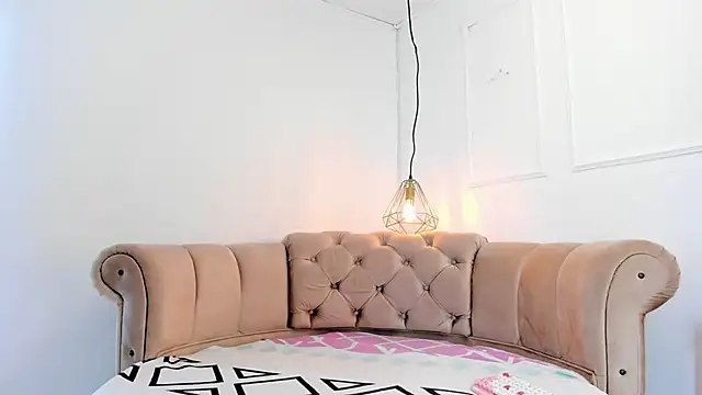 briannaduque online show from March 15, 2025, 12:56 pm