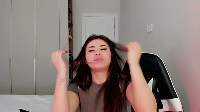 may mia online show from February 23, 2026, 5:52 am