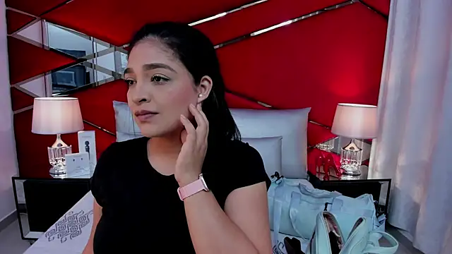 Snapshot of AdeleGray chatting on October 7, 2025, 11:55 am AdeleGray online show from October 7, 2025, 11:55 am