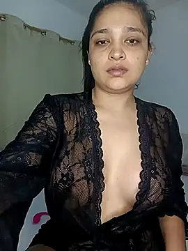 Snapshot of AdeleGray chatting on November 9, 2025, 9:35 am AdeleGray online show from November 9, 2025, 9:35 am