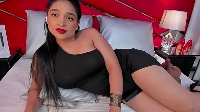 Snapshot of AdeleGray chatting on March 22, 2025, 2:47 pm AdeleGray online show from March 22, 2025, 2:47 pm