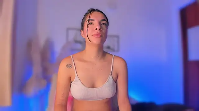 777AylinZ online show from April 7, 2026, 1:02 pm