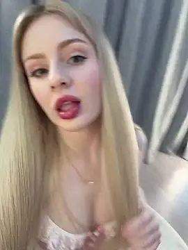 Snapshot of CaseyCumFace chatting on July 27, 2026, 8:49 pm CaseyCumFace online show from July 27, 2026, 8:49 pm