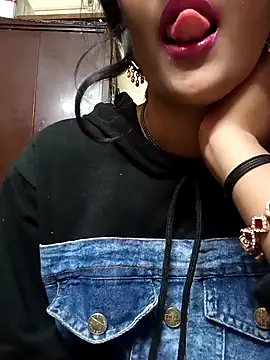 Snapshot of BabySlimmy10 chatting on February 20, 2025, 8:47 pm BabySlimmy10 online show from February 20, 2025, 8:47 pm