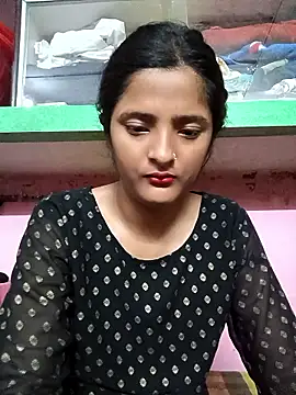 BabySlimmy10 online show from April 28, 2026, 11:42 pm