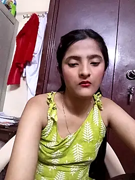 BabySlimmy10 online show from February 25, 2026, 4:07 pm