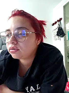 Snapshot of CURVY-HORNY chatting on December 14, 2025, 7:08 pm CURVY-HORNY online show from December 14, 2025, 7:08 pm