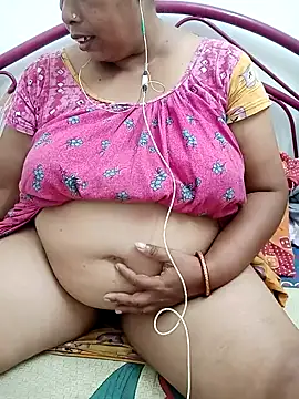 Hotty-rumi online show from November 14, 2025, 5:05 pm