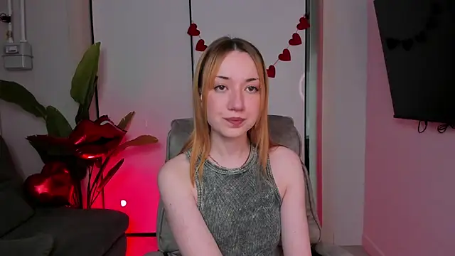 Maddy Garcia online show from February 11, 2025, 2:57 am