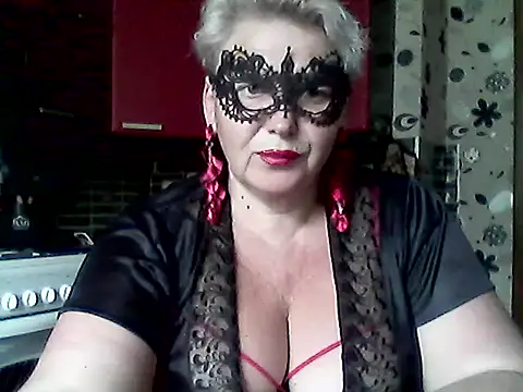 Lisa Suzie online show from May 15, 2026, 8:56 am