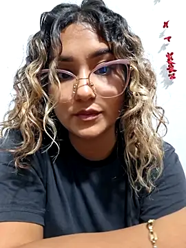 Snapshot of BrendaGirs chatting on September 16, 2025, 4:02 am BrendaGirs online show from September 16, 2025, 4:02 am