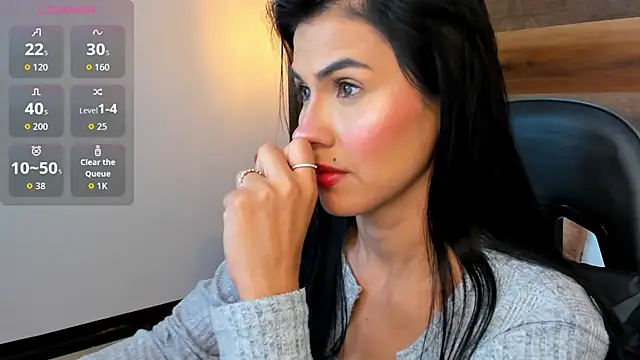 Snapshot of stephanya_ chatting on November 14, 2025, 8:45 pm stephanya online show from November 14, 2025, 8:45 pm