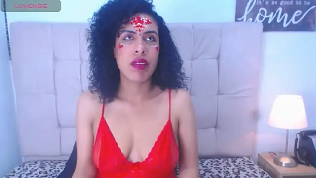 Snapshot of muriell303av chatting on December 23, 2024, 3:07 am muriell303av online show from December 23, 2024, 3:07 am