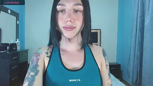 karla zambrano online show from November 9, 2025, 5:50 pm