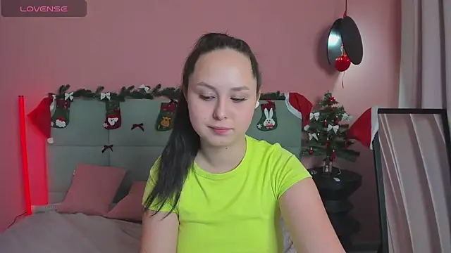 BeatriceReeves online show from December 19, 2025, 12:58 am