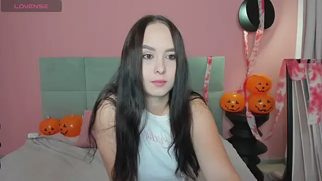 Snapshot of BeatriceReeves chatting on October 17, 2025, 1:20 am BeatriceReeves online show from October 17, 2025, 1:20 am