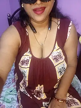 Sexy Mona Bhabhi online show from September 19, 2025, 5:50 pm