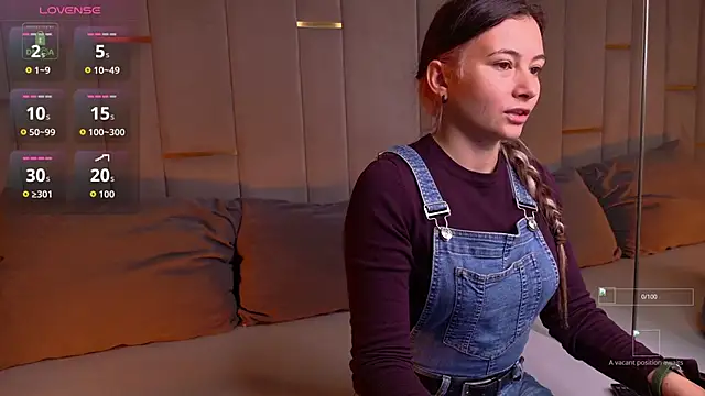 Snapshot of Ishtar_Divine chatting on September 17, 2025, 9:11 am Ishtar Divine online show from September 17, 2025, 9:11 am