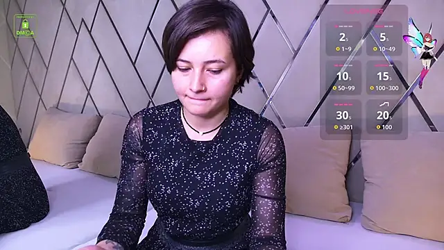 Snapshot of Ishtar_Divine chatting on October 18, 2025, 3:47 pm Ishtar Divine online show from October 18, 2025, 3:47 pm