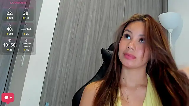 Snapshot of Tamaraa_Serra chatting on November 13, 2025, 7:29 pm Tamaraa Serra online show from November 13, 2025, 7:29 pm