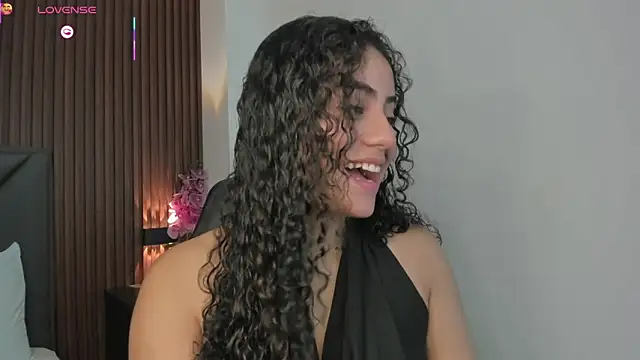 Snapshot of yaya23x chatting on November 14, 2025, 2:10 pm yaya23x online show from November 14, 2025, 2:10 pm