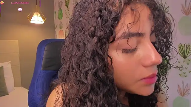 Snapshot of yaya23x chatting on November 6, 2025, 2:10 pm yaya23x online show from November 6, 2025, 2:10 pm