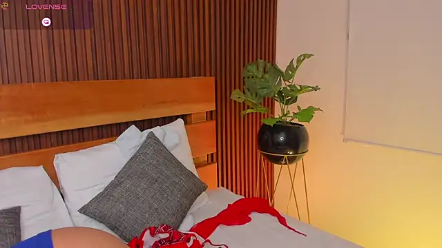 Snapshot of yaya23x chatting on November 19, 2025, 2:39 pm yaya23x online show from November 19, 2025, 2:39 pm