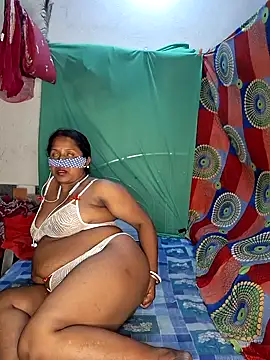 Snapshot of Real_Desi_Couple chatting on May 15, 2026, 5:33 pm Real Desi Couple online show from May 15, 2026, 5:33 pm