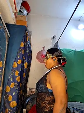 Snapshot of Real_Desi_Couple chatting on May 8, 2026, 5:17 pm Real Desi Couple online show from May 8, 2026, 5:17 pm