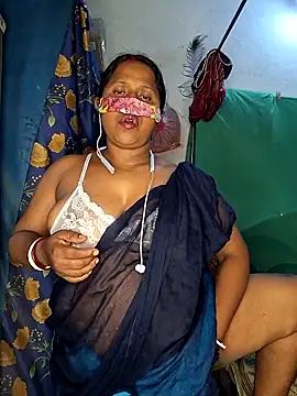 Snapshot of Real_Desi_Couple chatting on April 21, 2026, 5:41 pm Real Desi Couple online show from April 21, 2026, 5:41 pm