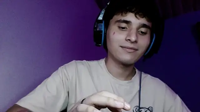 Charley quin online show from September 9, 2025, 3:05 am