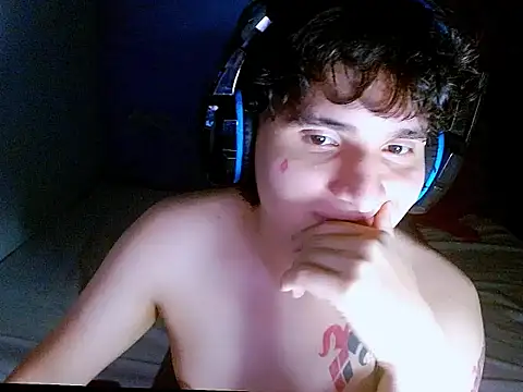 Charley quin online show from April 4, 2026, 11:44 pm