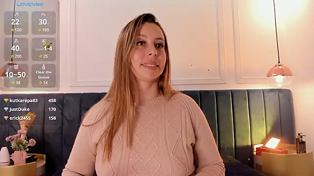 Snapshot of CarlaRossi_ chatting on March 18, 2025, 2:08 am CarlaRossi online show from March 18, 2025, 2:08 am