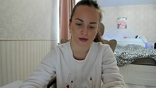 jennifer838 online show from March 19, 2026, 12:05 pm