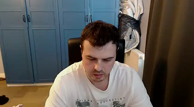 CuteMan33 online show from March 19, 2025, 8:23 am