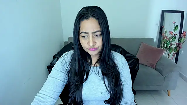 Snapshot of Adele_Sweett chatting on September 12, 2025, 10:59 am Adele Sweett online show from September 12, 2025, 10:59 am