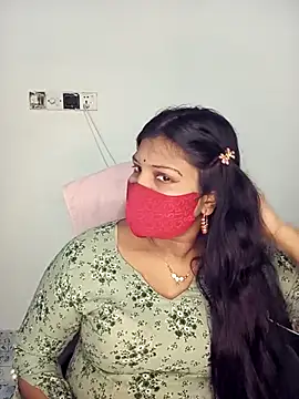 Hot-Angel  online show from November 8, 2025, 4:10 pm