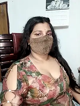 Hot-Angel  online show from May 17, 2026, 7:47 pm