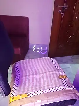 Olivia3 online show from October 20, 2025, 7:58 pm