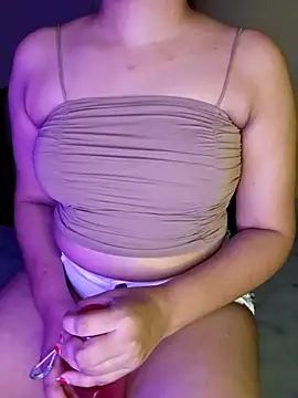 Olivia3 online show from November 25, 2025, 6:30 pm