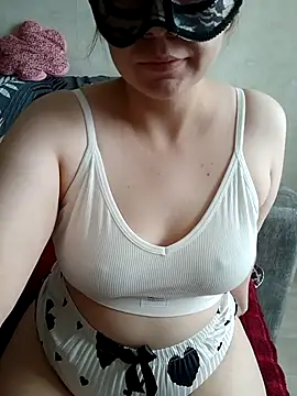 Snapshot of Miranda_Nancy chatting on September 22, 2025, 8:31 am Miranda Nancy online show from September 22, 2025, 8:31 am