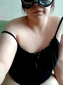 Snapshot of Miranda_Nancy chatting on March 15, 2025, 10:35 am Miranda Nancy online show from March 15, 2025, 10:35 am