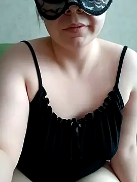 Snapshot of Miranda_Nancy chatting on March 13, 2025, 8:48 am Miranda Nancy online show from March 13, 2025, 8:48 am