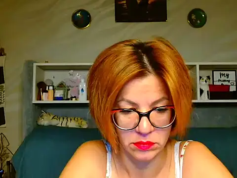 Natali3855 online show from October 20, 2025, 3:41 am