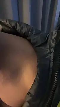 nick  yy online show from December 20, 2025, 7:50 pm