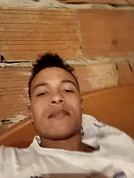 Black Diamon  online show from December 14, 2025, 10:15 pm