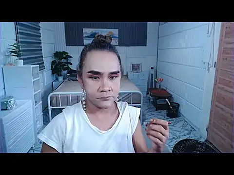 Snapshot of MS_SexCumEducation_TS chatting on October 11, 2025, 7:31 am MS SexCumEducation TS online show from October 11, 2025, 7:31 am