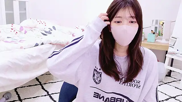 Snapshot of Runarunapi chatting on January 24, 2025, 12:31 am Runarunapi online show from January 24, 2025, 12:31 am