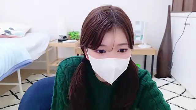 Snapshot of Runarunapi chatting on December 25, 2024, 5:05 am Runarunapi online show from December 25, 2024, 5:05 am