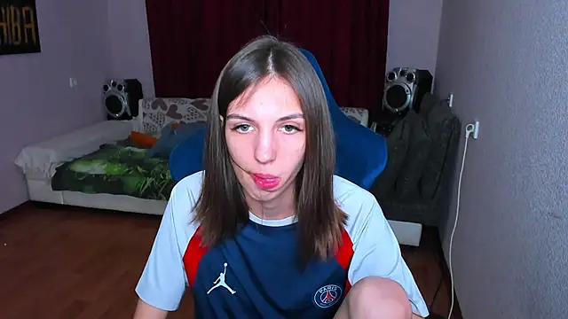 Snapshot of Venera66615 chatting on March 6, 2025, 5:43 pm Venera66615 online show from March 6, 2025, 5:43 pm